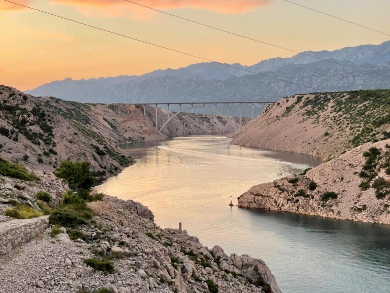 Ferienwohnung Mit Beheiztem Pool, 60 M Vom Strand Maslenica Exteriör bild